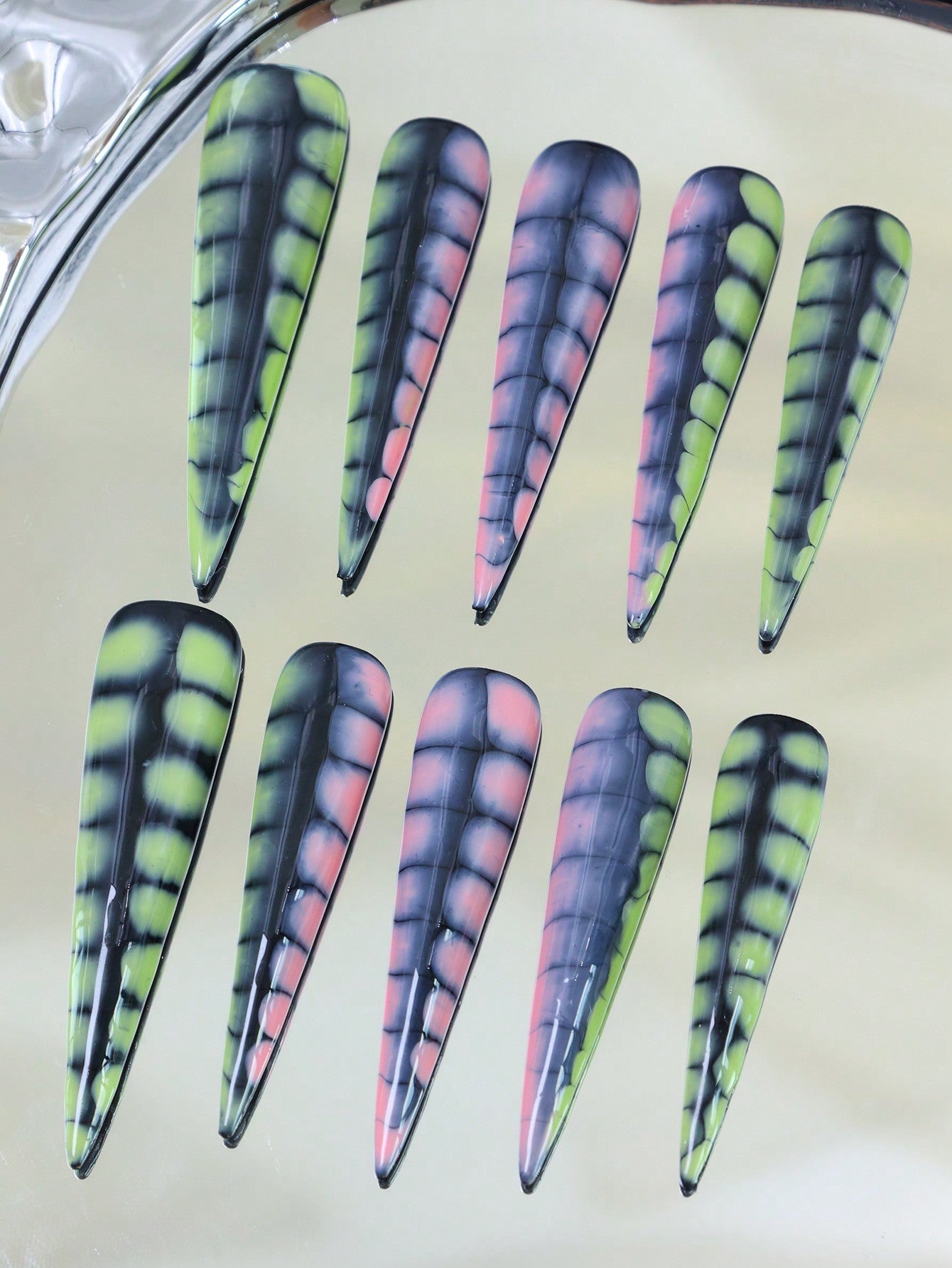 10pcs Handmade Press On Nail crocodile pattern Fake Nails