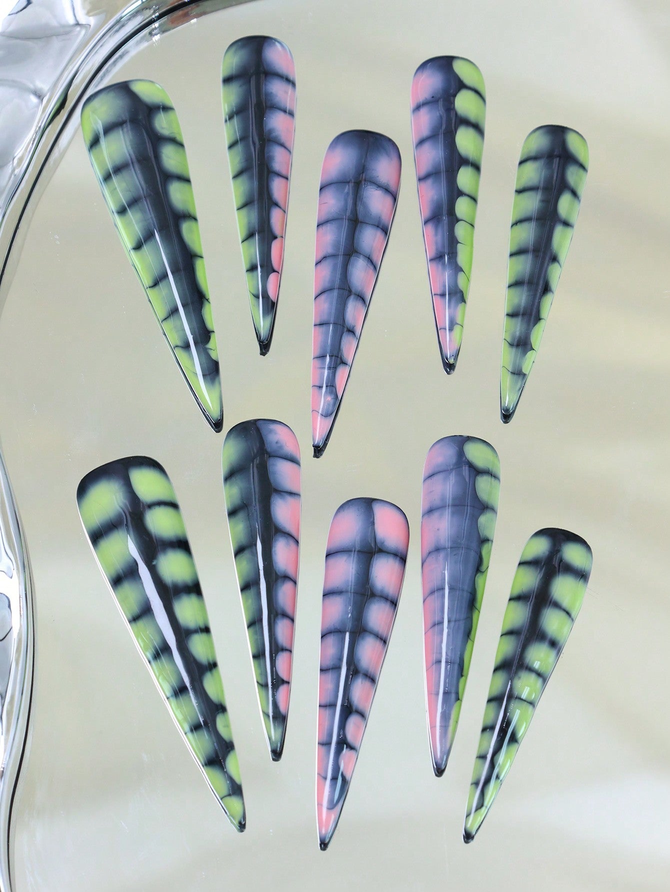 10pcs Handmade Press On Nail crocodile pattern Fake Nails